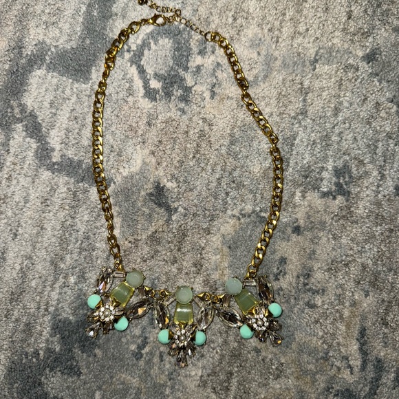 Elegant Gold and Mint Statement Necklace - Picture 1 of 1
